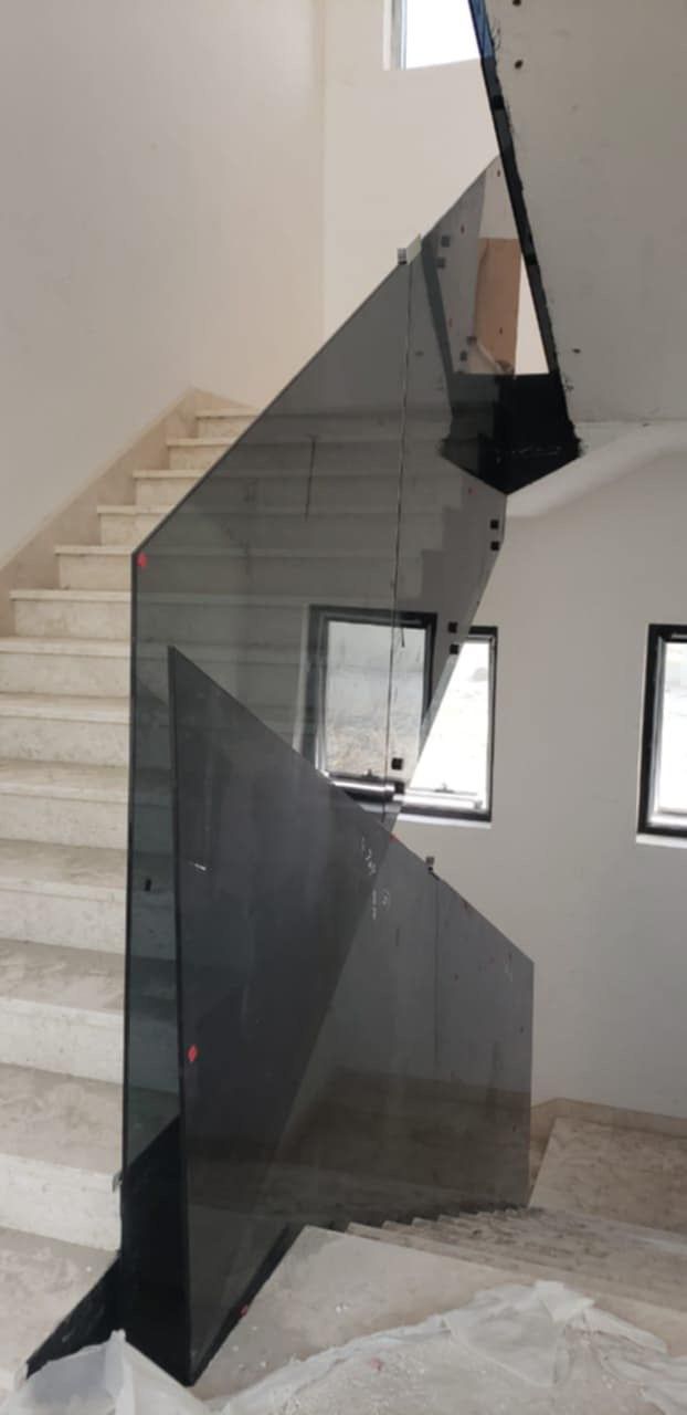 Aluminium Handrails - Photo 4