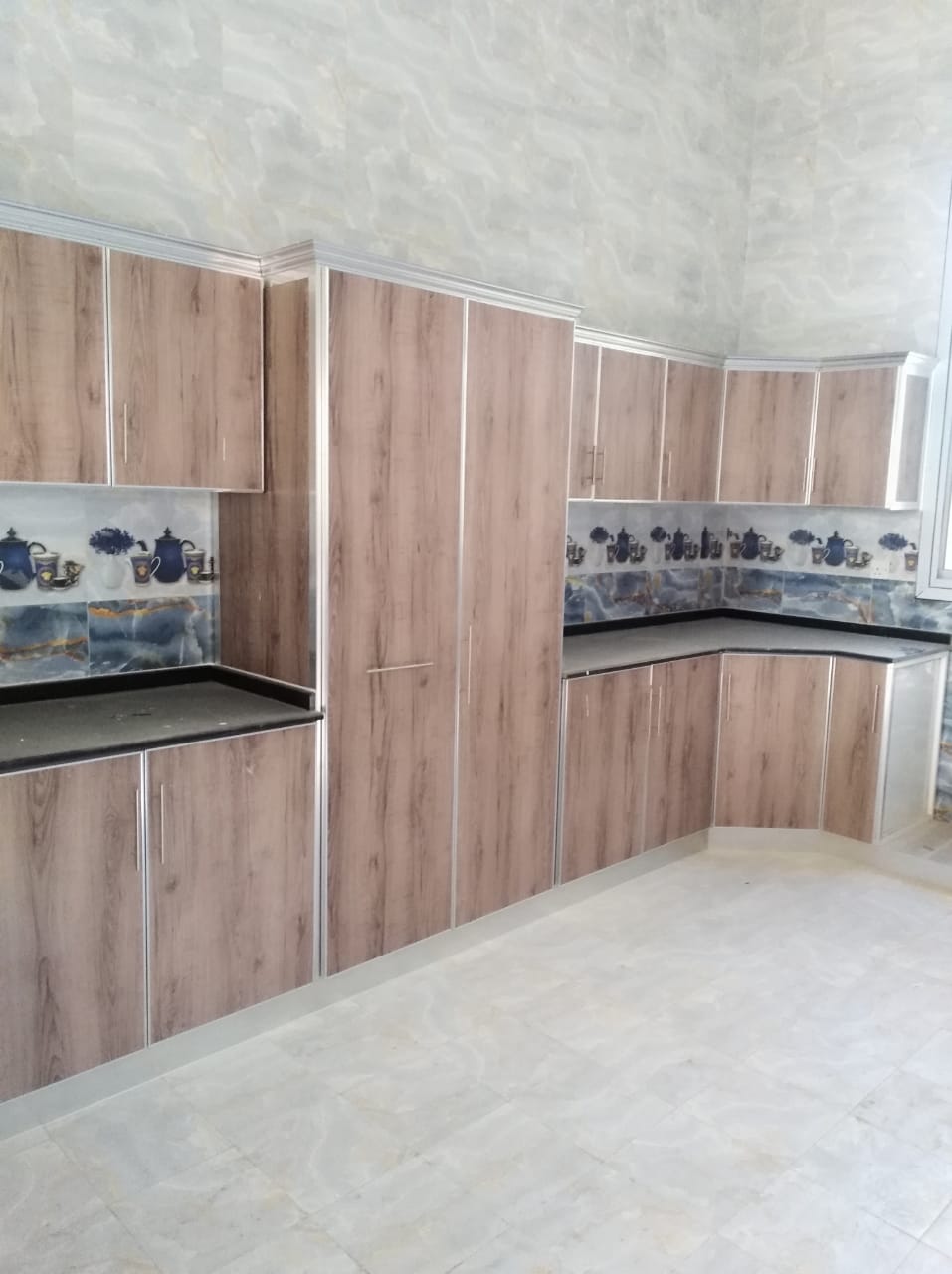 Kitchen Cabinet - Photo 25