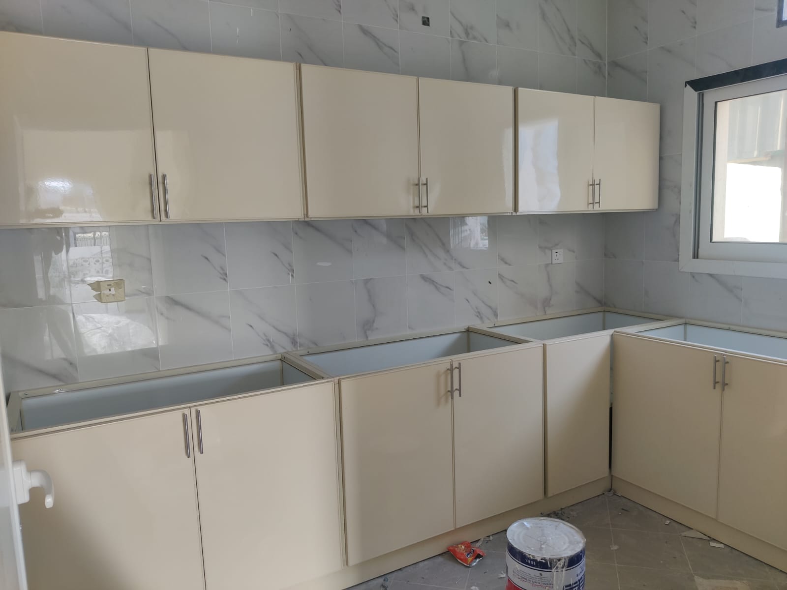 Kitchen Cabinet - Photo 29