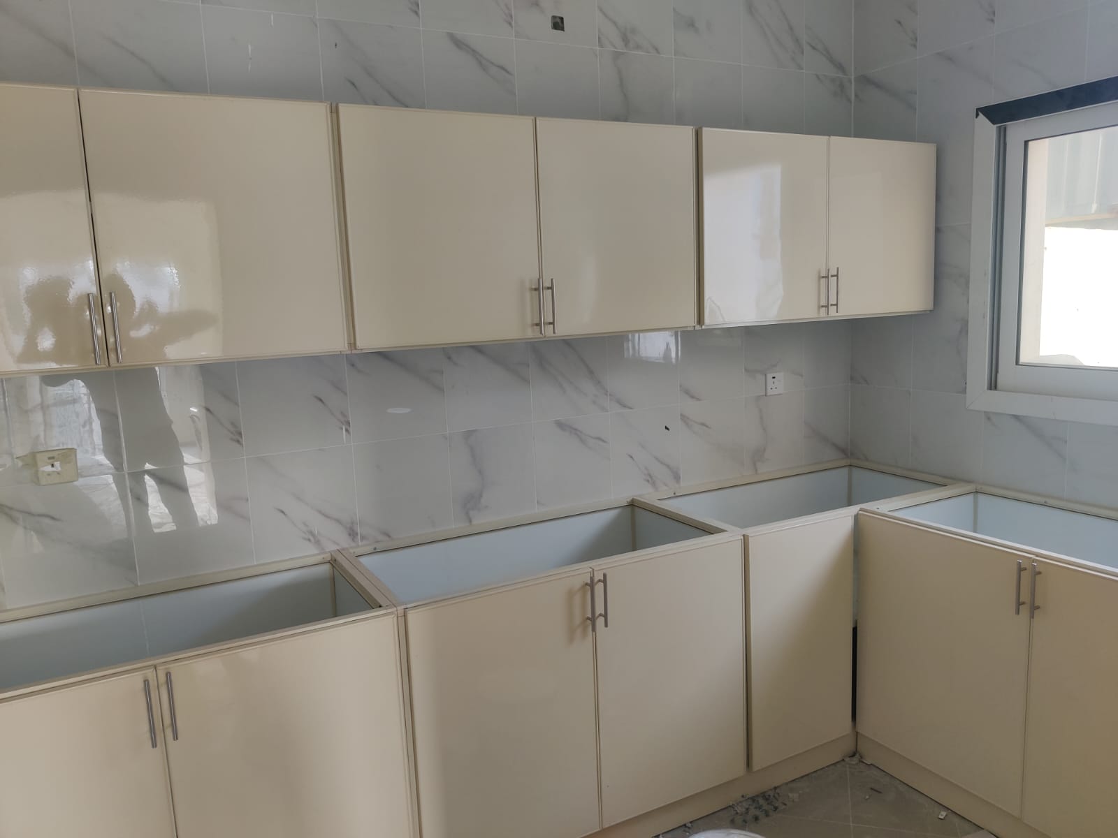 Kitchen Cabinet - Photo 30