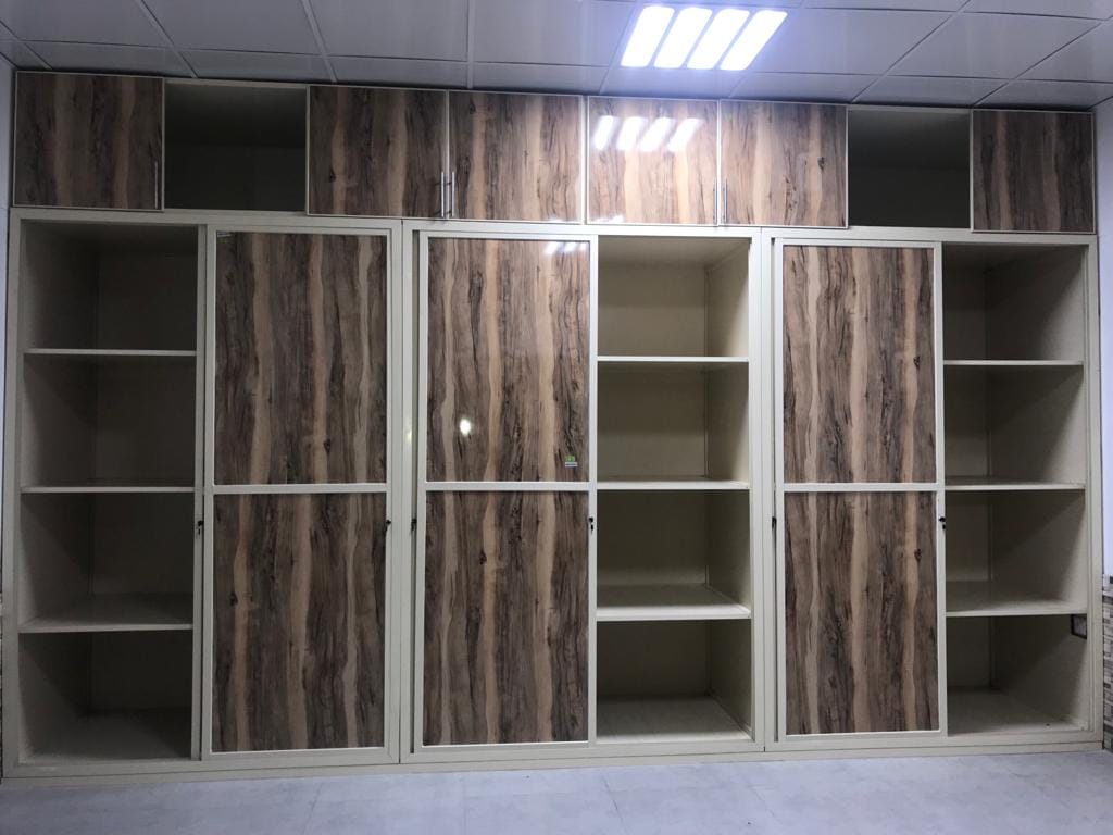 Kitchen Cabinet - Photo 36